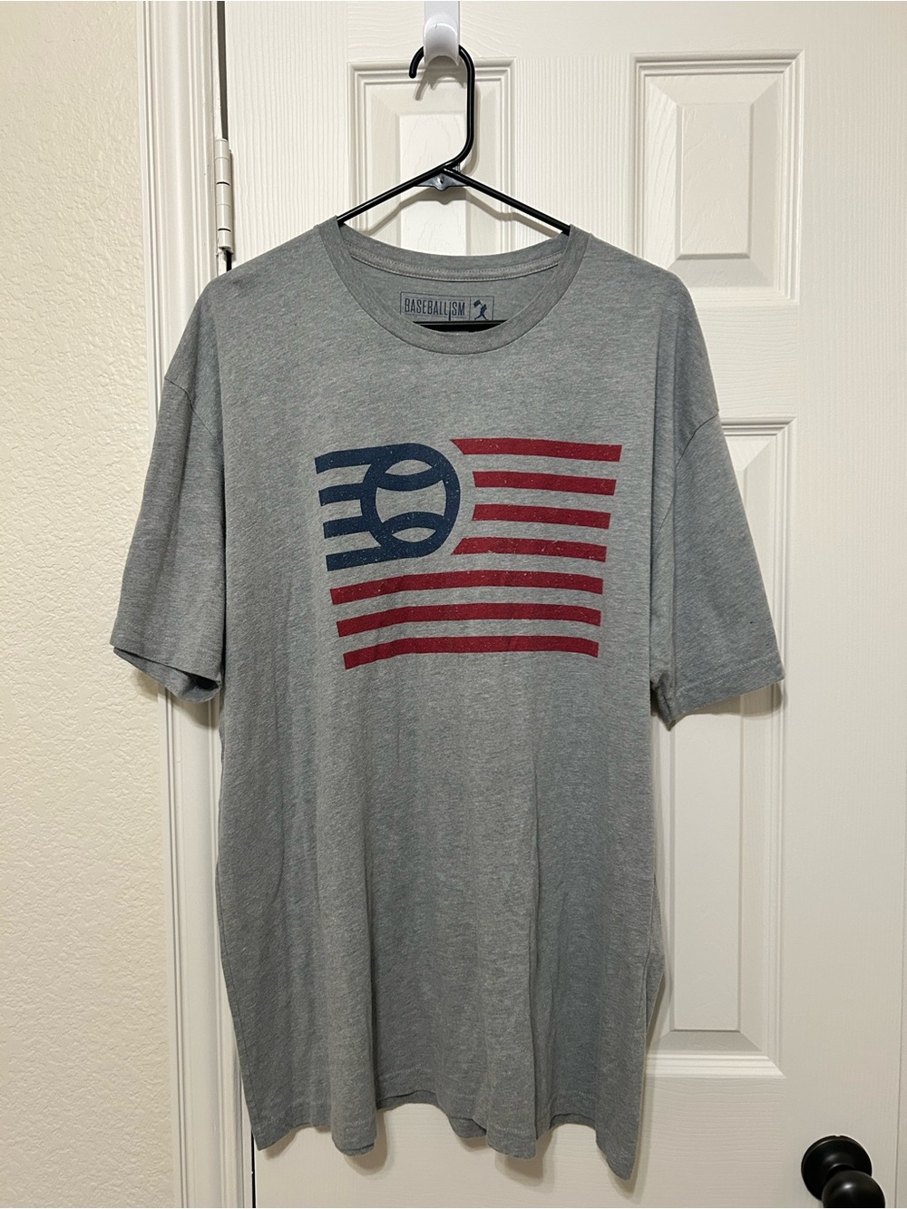 Baseballism Men’s Gray Graphic Tee with Red & Navy Flag Motif size XXL sports
